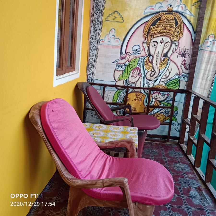 קאנאקונה Leela Guest House מראה חיצוני תמונה